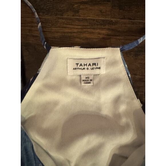 Tahari Arthur S. Levine Blue Color Floral Maxi Dress, W/Pockets Sz: XS - Picture 3 of 9